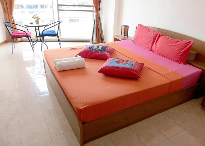 View Talay 1B Apartments